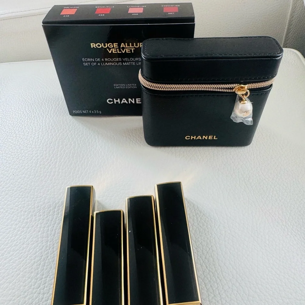 Chanel Rouge Allure Velvet set of 4 luminous matte lipstick in pearl zipper pull
